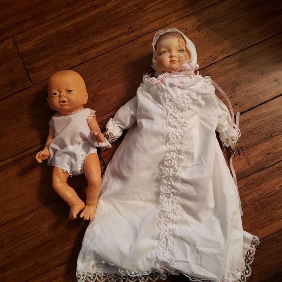 Pair‎ Baby Dolls Anatomically Correct Newborn & Porcelain Head - Picture 1 of 16
